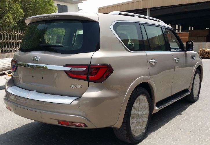 Infiniti QX80