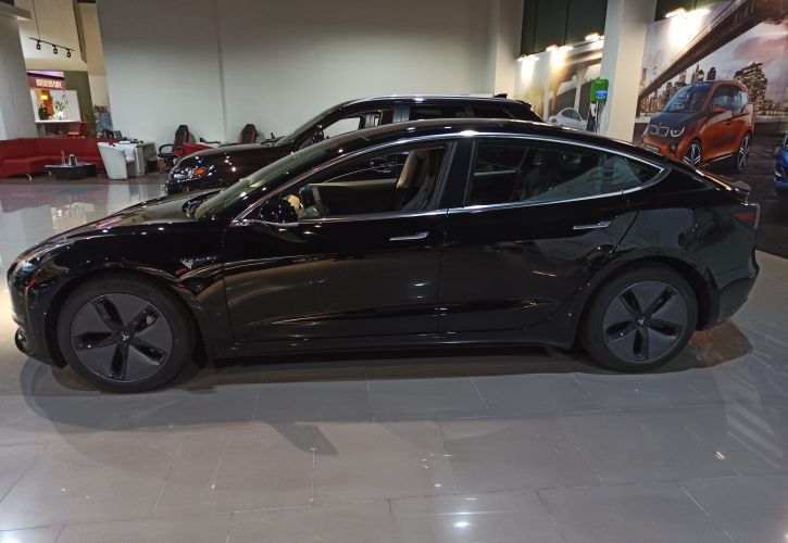 Tesla Model 3 Standart Plus